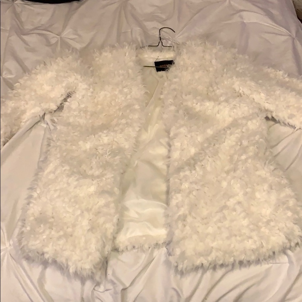 White Fluffy Jacket - image 3